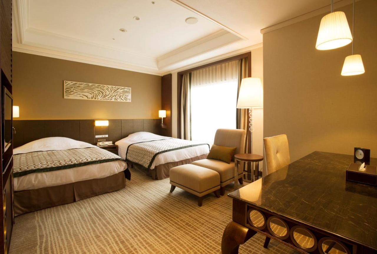 Jr Hotel Clement Tokushima Luaran gambar