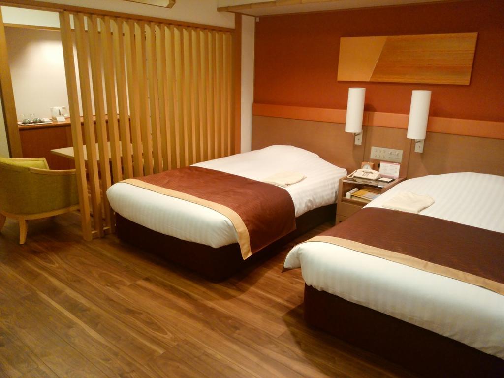 Jr Hotel Clement Tokushima Luaran gambar