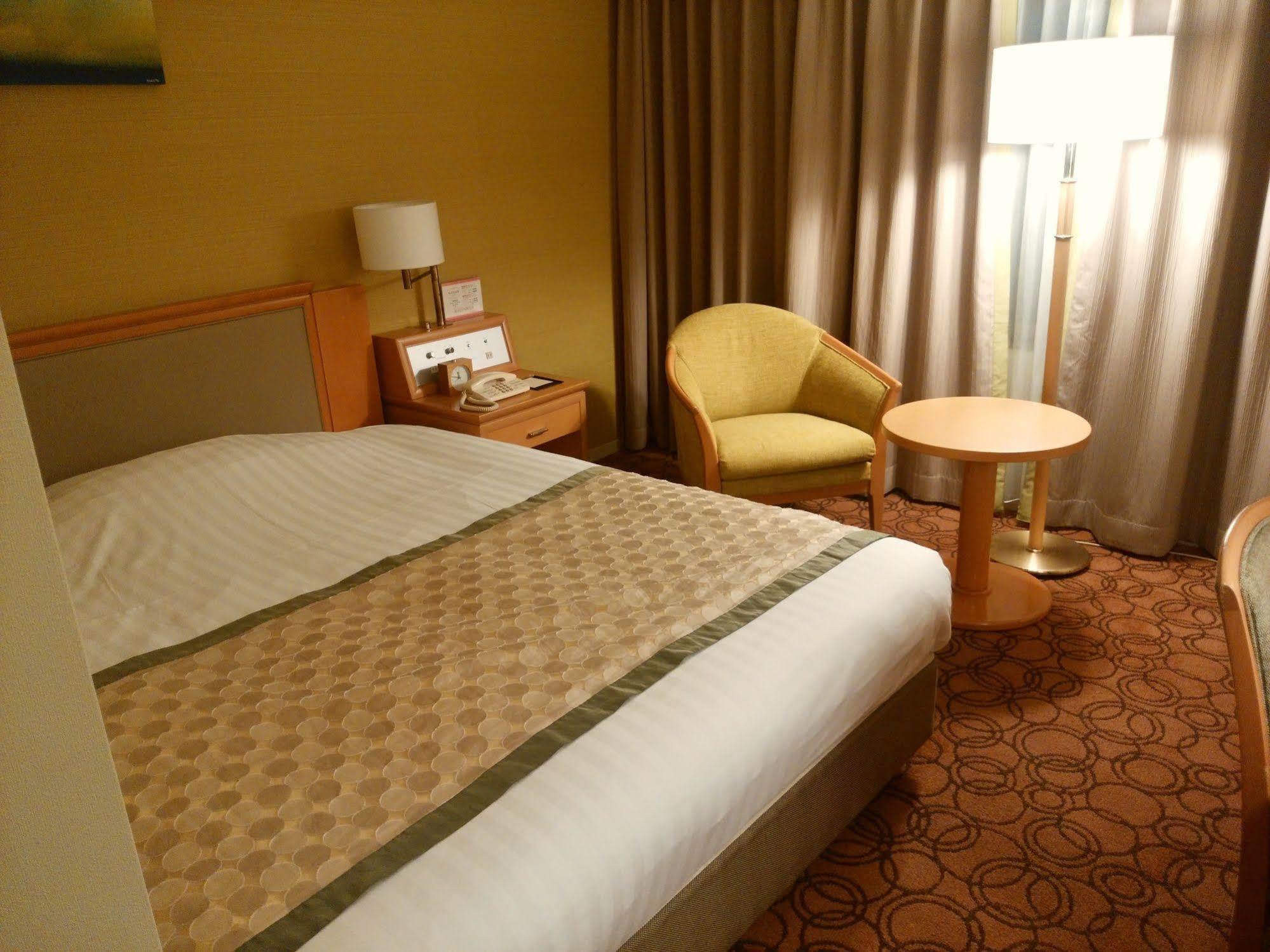 Jr Hotel Clement Tokushima Luaran gambar
